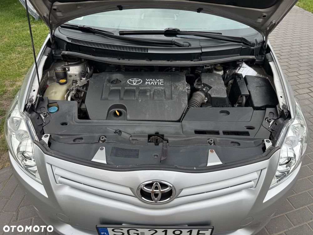 Toyota Auris - 17