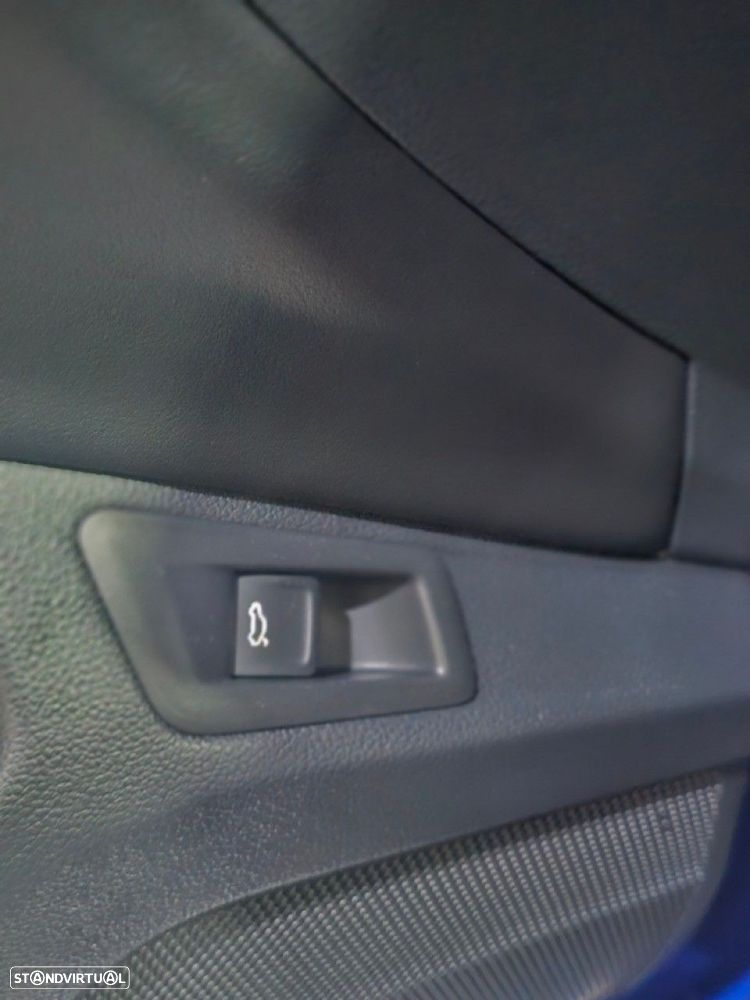 VW T-Roc 2.0 TDI R-Line DSG - 25