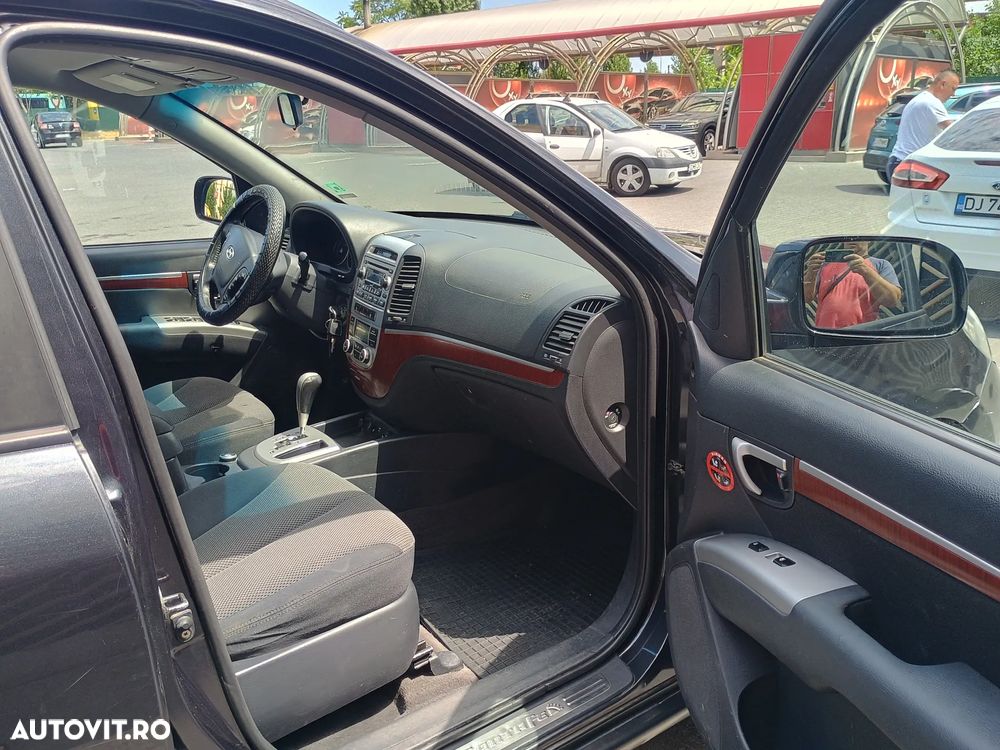 Hyundai Santa Fe 2.2 DSL VGT 7 SEATS 4WD+ A/T - 3