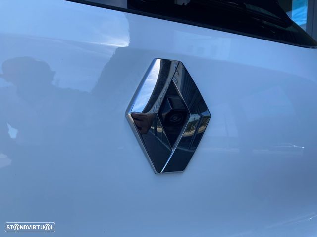 Renault Clio BLUE dCi 100 EVOLUTION - 9