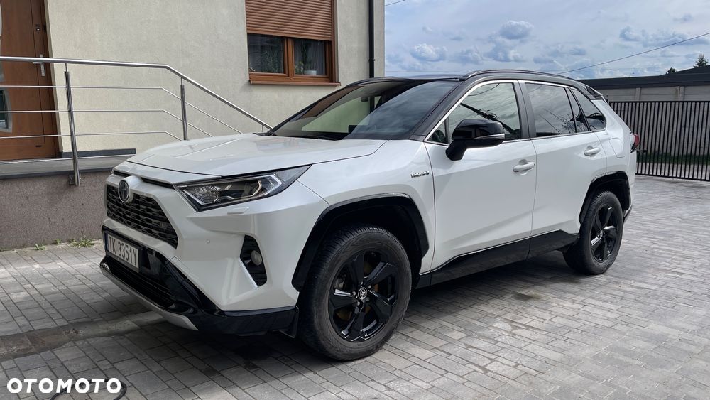 Toyota RAV4 - 1