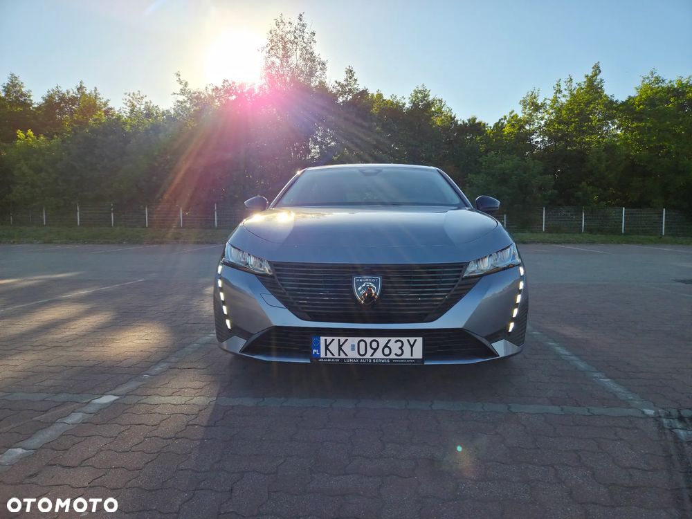 Peugeot 308 - 1