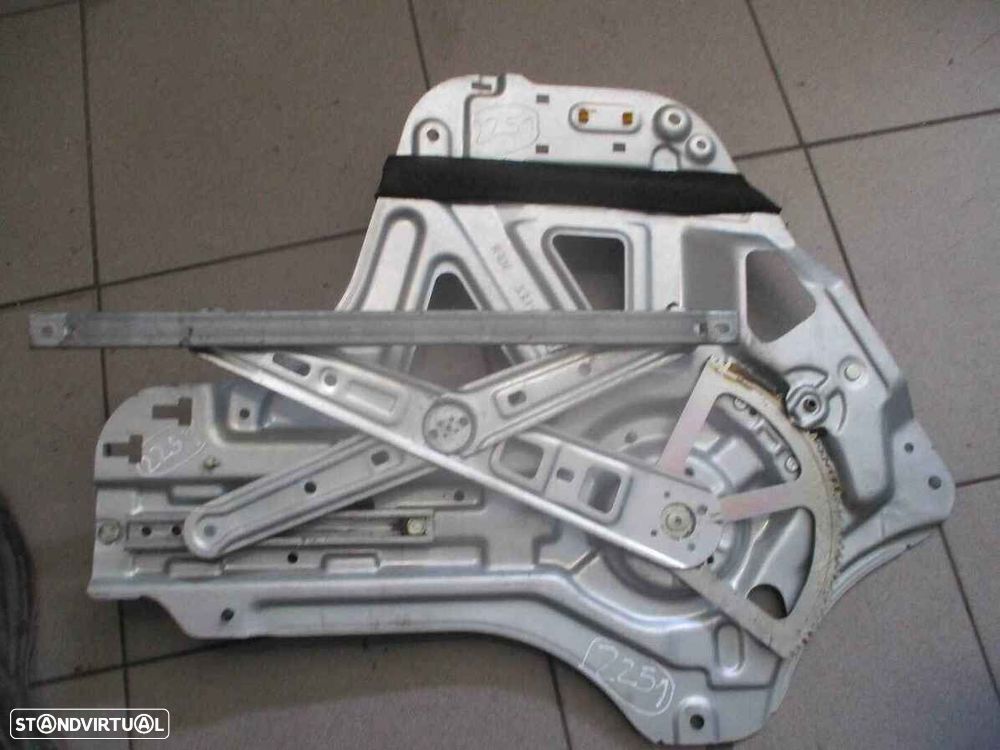 Elevador Sem Motor Elevsm2251 KIA CARNIVAL 2 2009 2.9 CRDI 185CV 5P CINZA FD - 2
