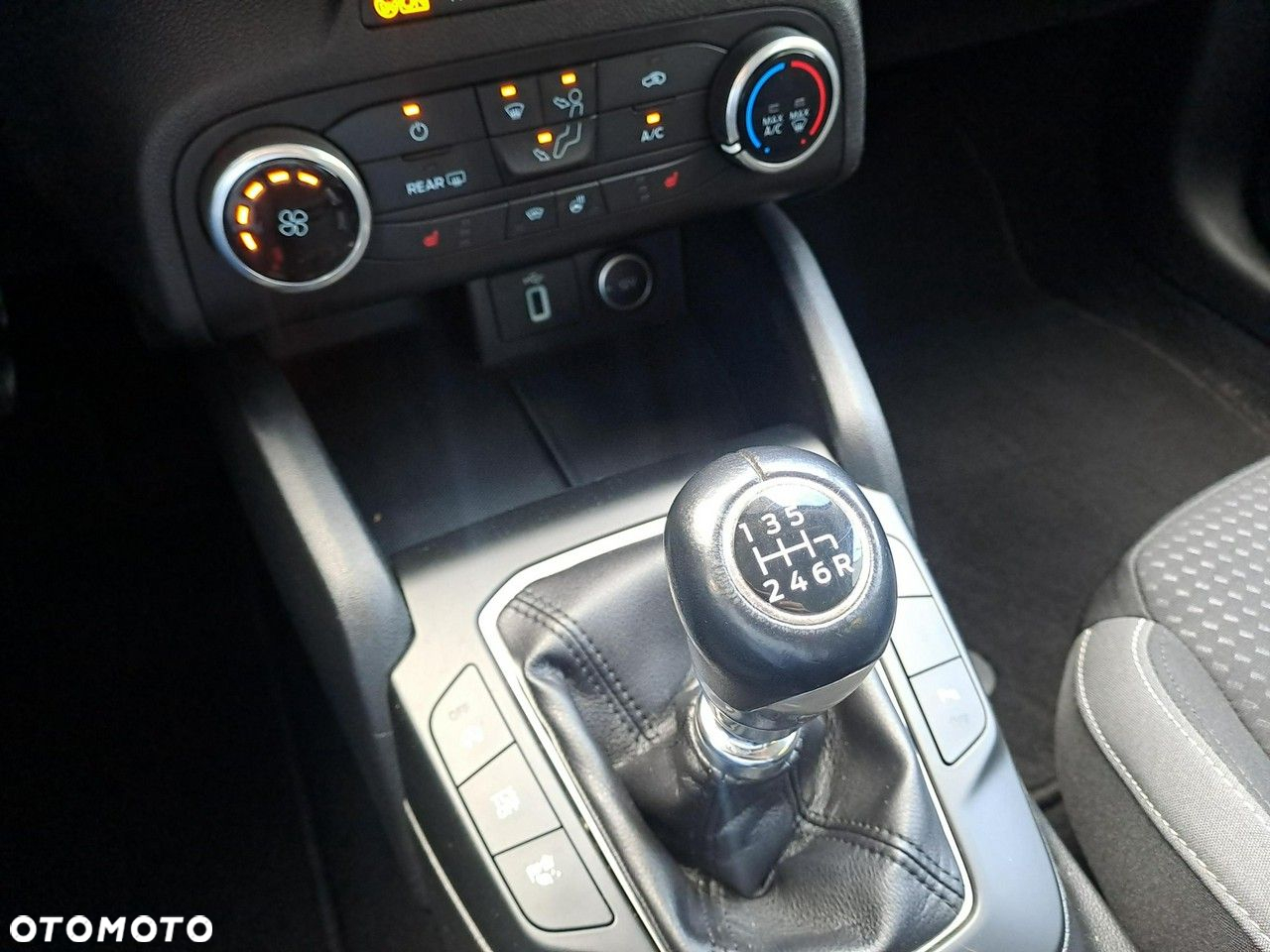 Ford Focus - 15