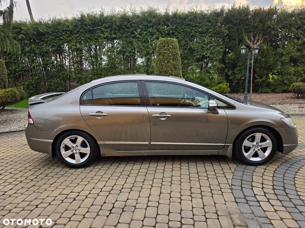 Honda Civic 1.8 Comfort - 13