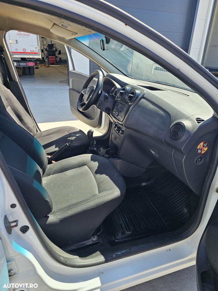 Dacia Logan - 9