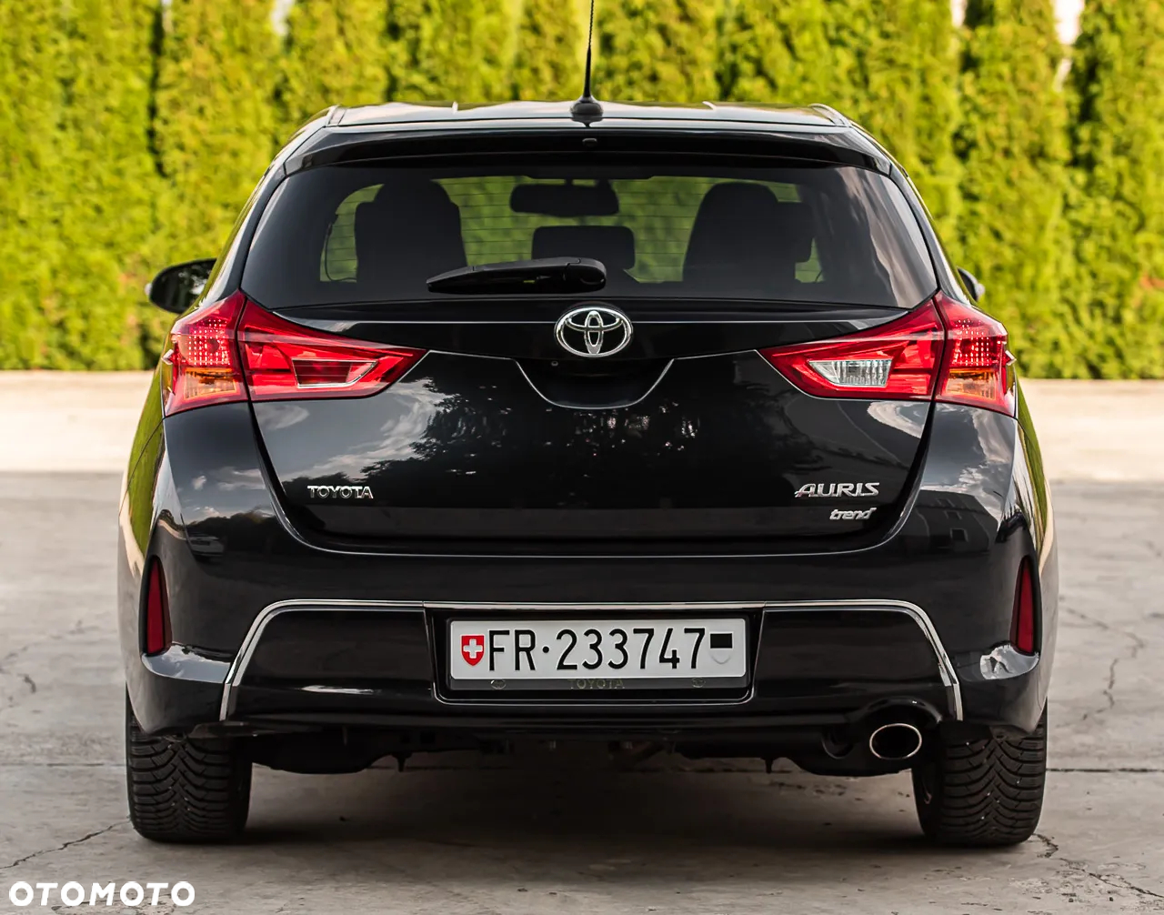 Toyota Auris 1.6 Premium Comfort - 12