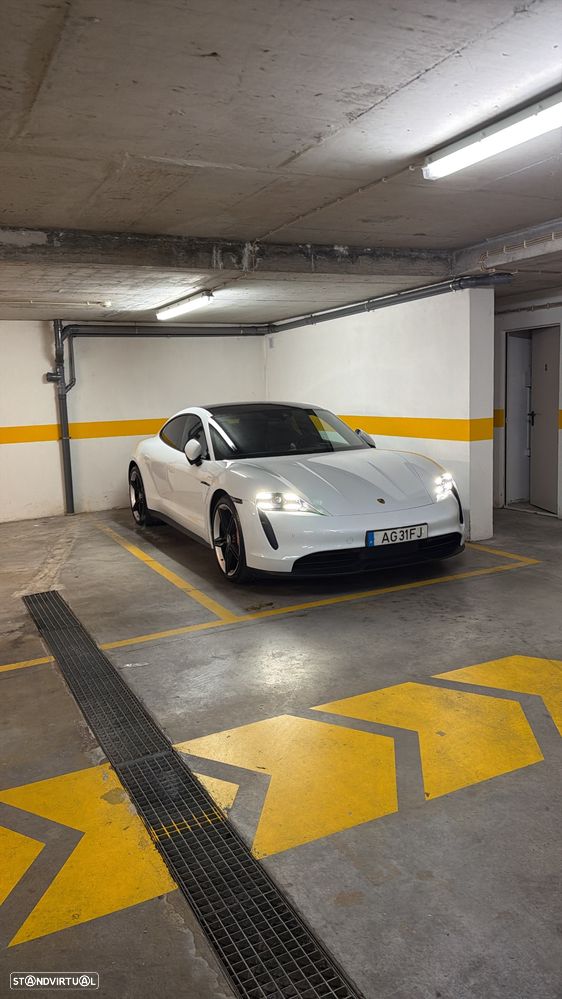 Porsche Taycan