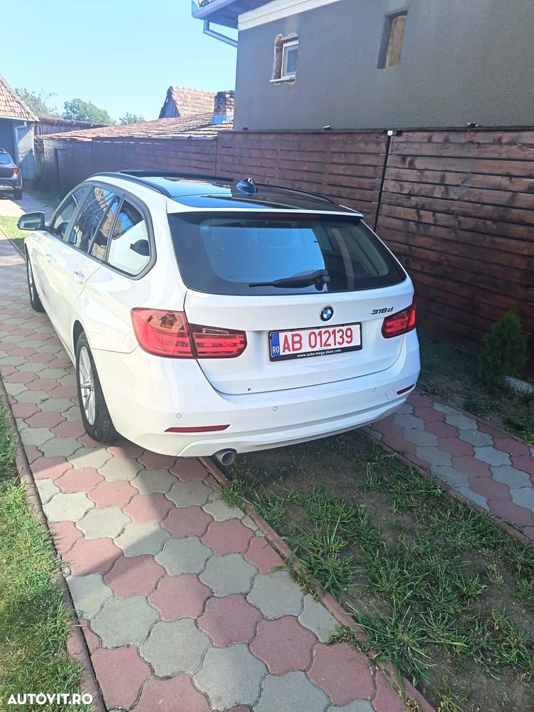 BMW Seria 3 318d Aut. Luxury Line - 9