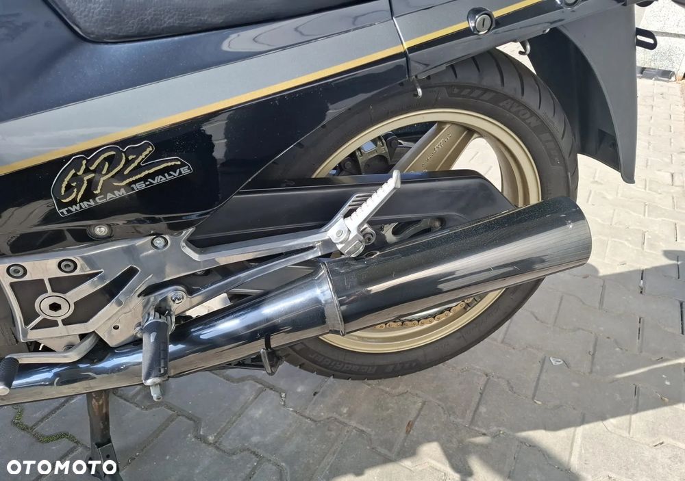Kawasaki GPZ - 6