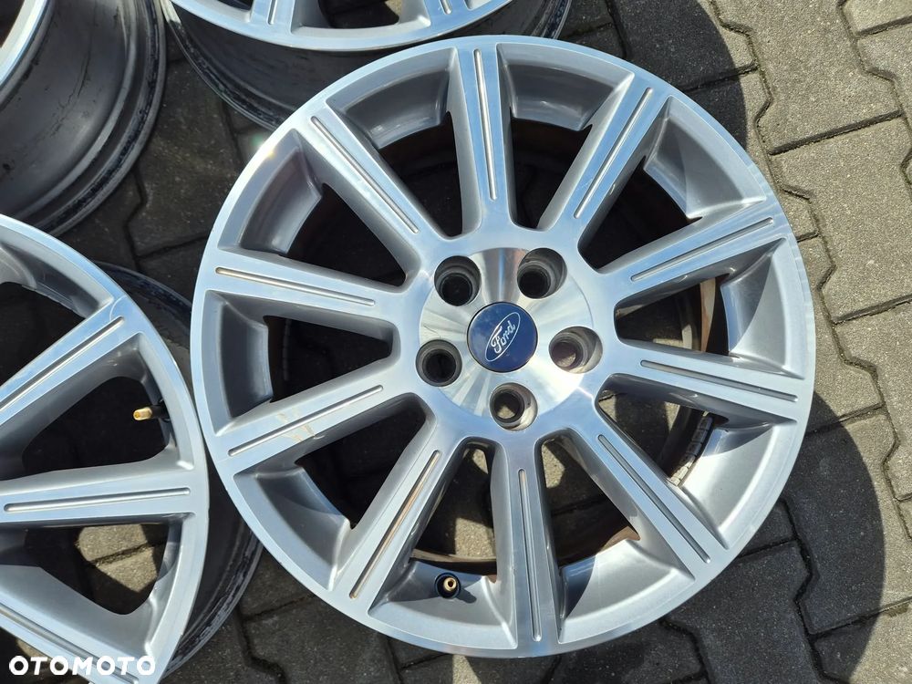 Felgi aluminiowe Ford 7.0" x 17" 5x108 ET 55 - 2