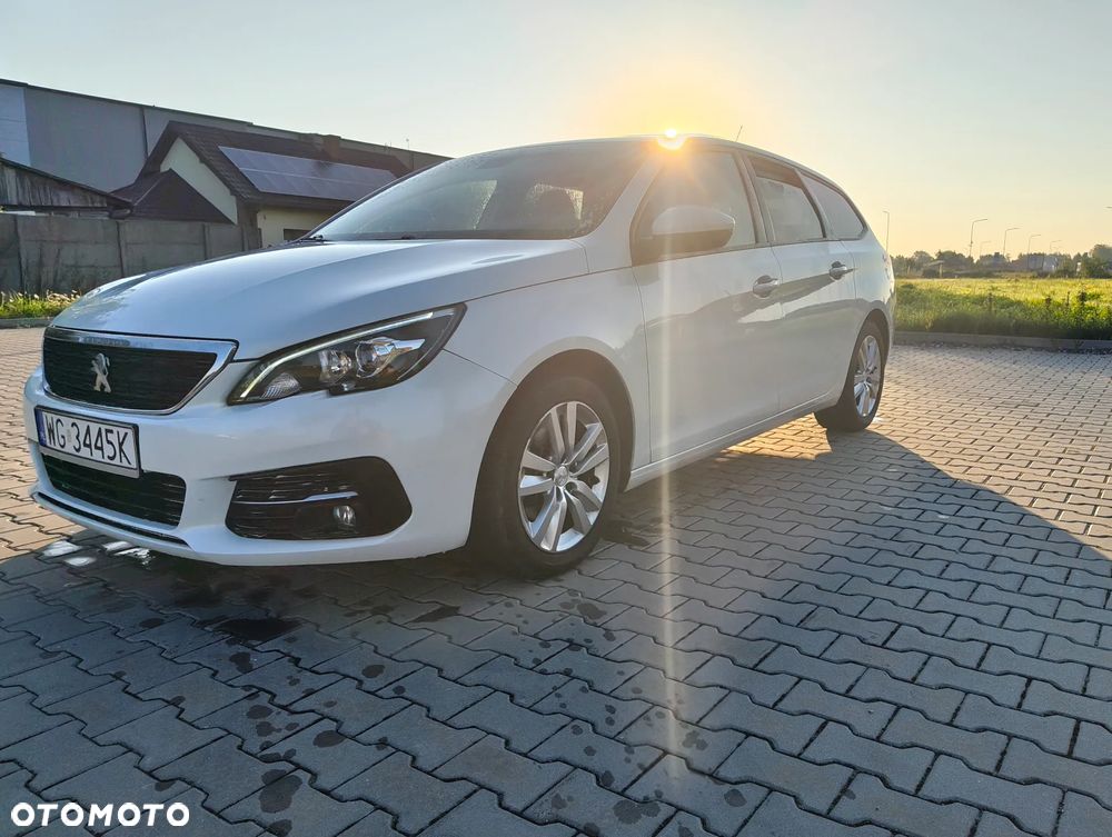 Peugeot 308 BlueHDi 130 EAT8 Stop & Start Allure - 5