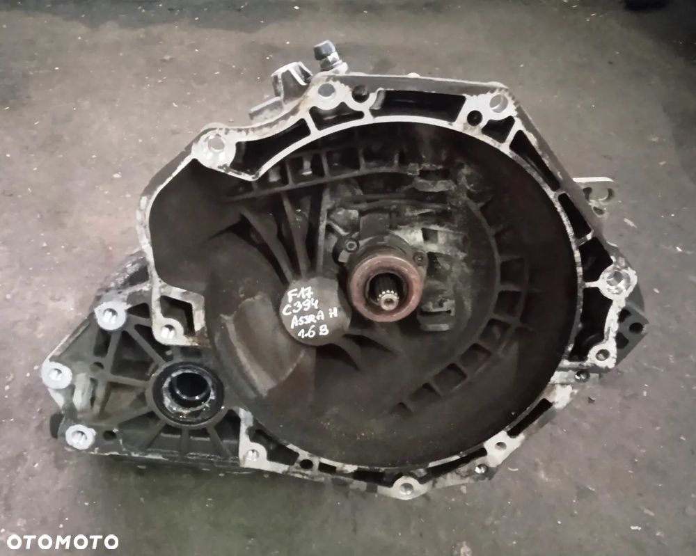 Skrzynia biegów  Opel Astra III H 1.6 B F17C394 - 1