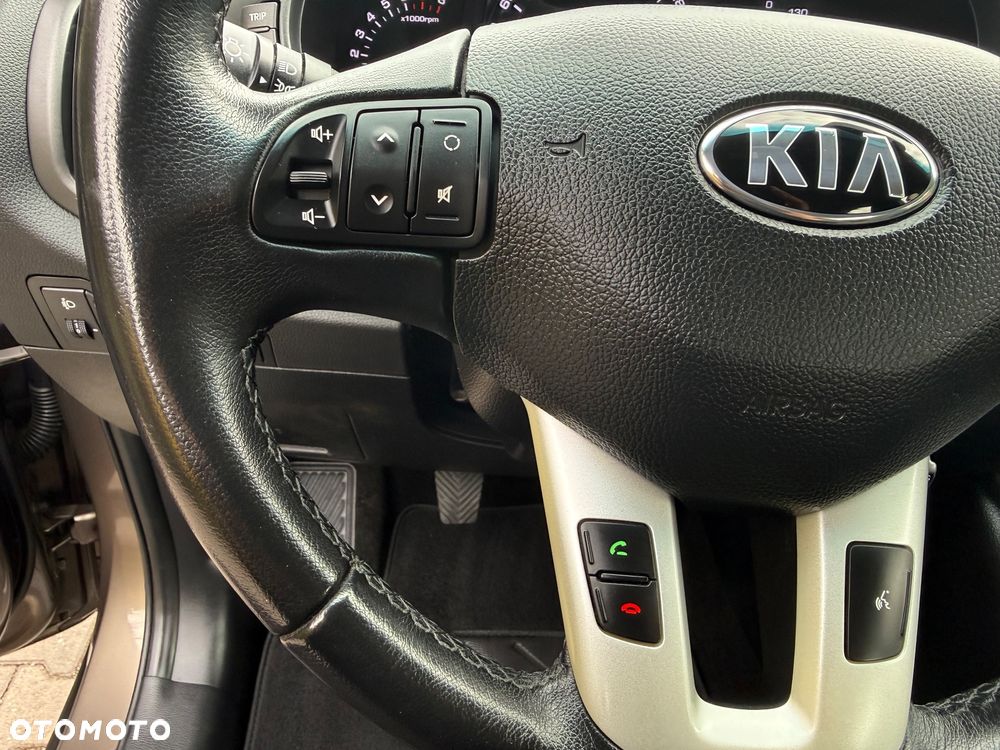 Kia Sportage 1.6 GDI Business Line L 2WD - 26