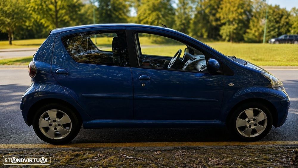 Toyota Aygo CoolBlue - 29