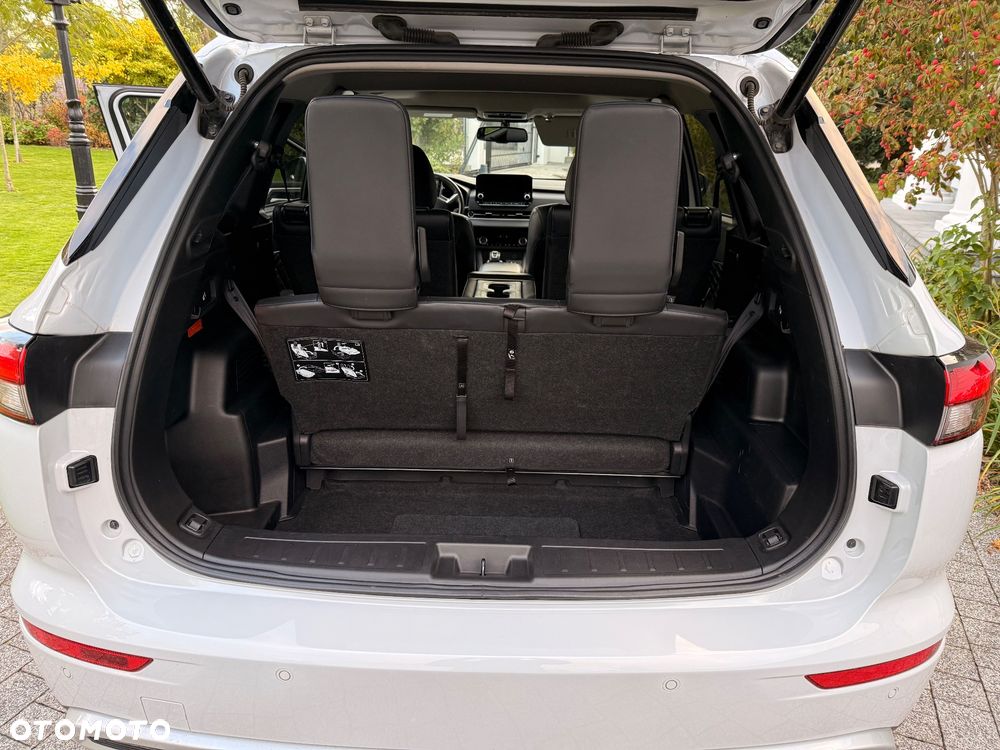 Mitsubishi Outlander - 17