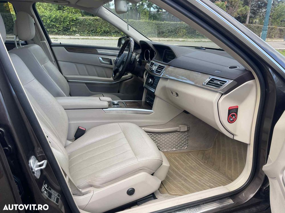 Mercedes-Benz E 350 BlueTEC 4MATIC Aut. - 22