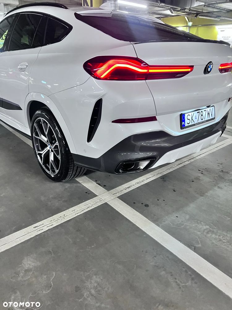 BMW X6 xDrive40d mHEV - 2