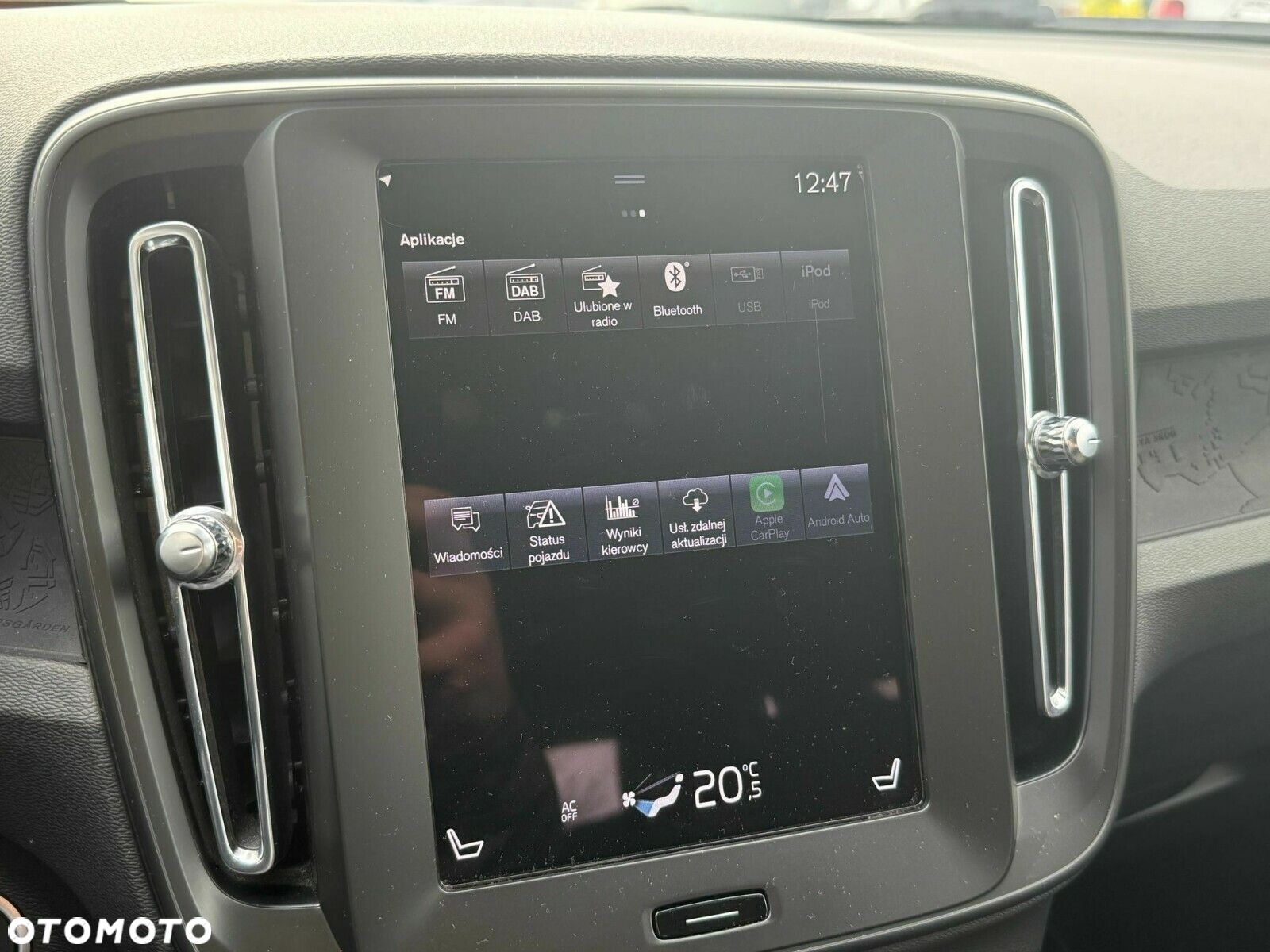 Volvo XC 40 - 18