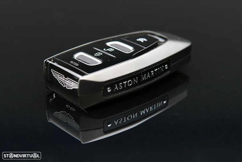 Aston Martin DB12 Coupé V8 - 13