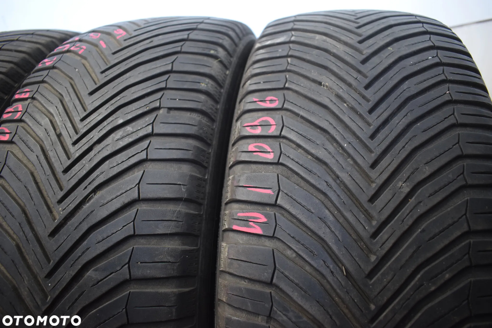 R19 235/50 Michelin CrossClimate SUV Cena za komplet - 3