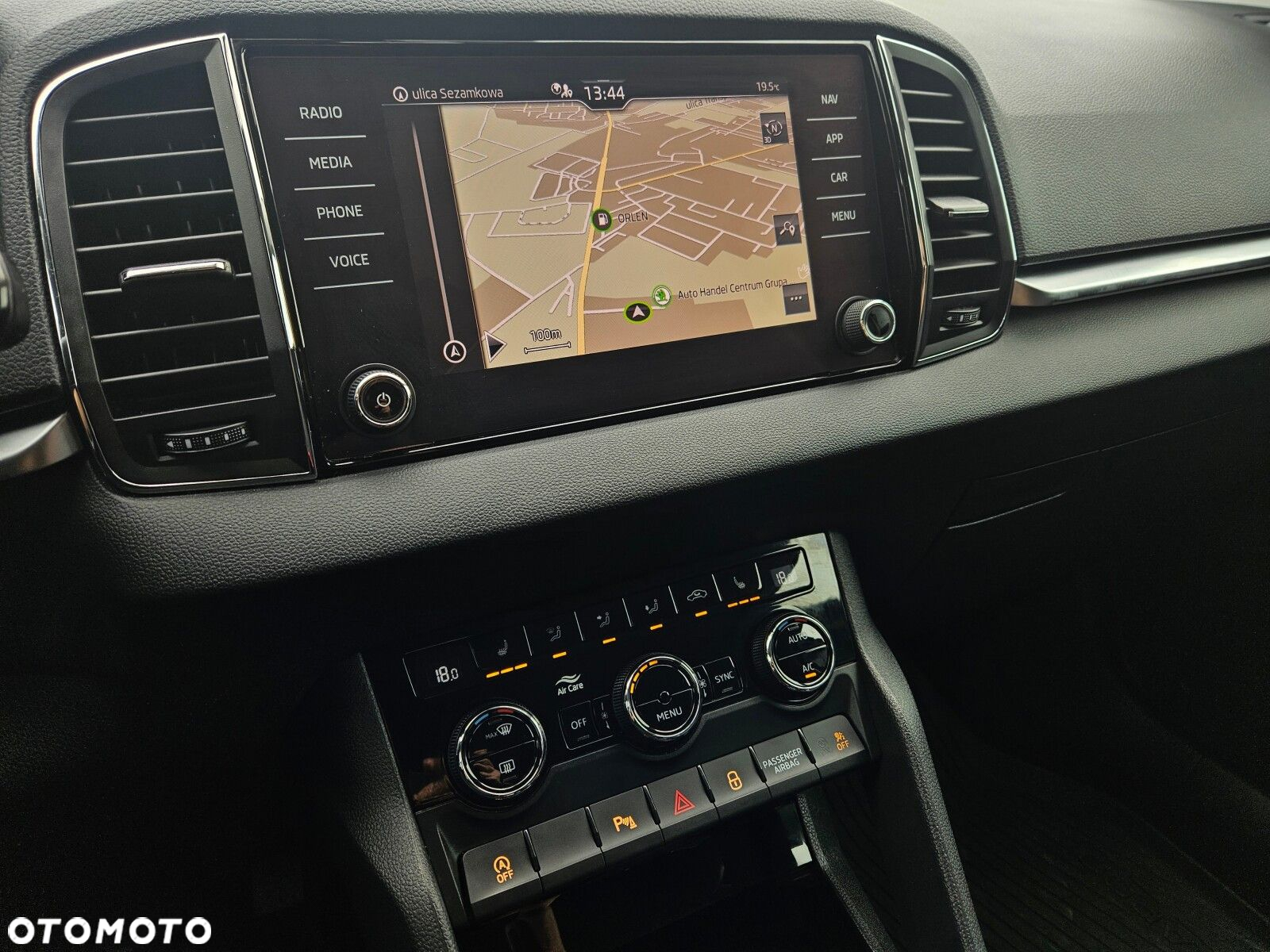 Skoda Karoq 1.5 TSI ACT GPF 4x2 Style DSG - 18