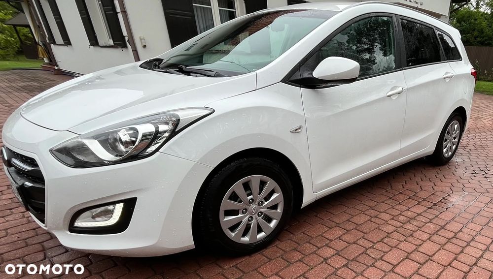 Hyundai i30 1.6 D Comfort - 3