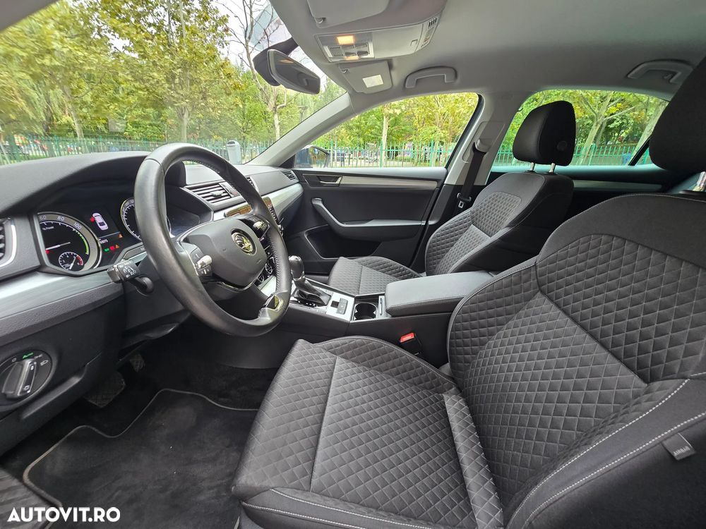 Skoda Superb 1.4 TSI DSG Ambition - 12