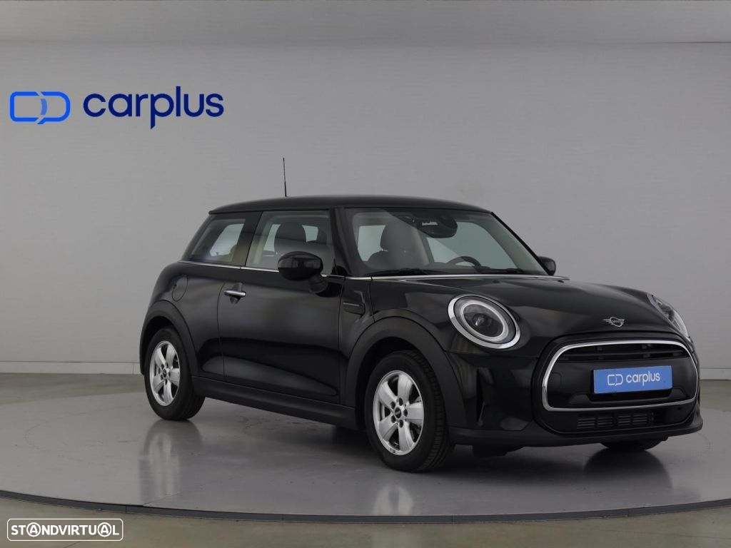 MINI 5 Portas Cooper Premium Essential Auto - 2