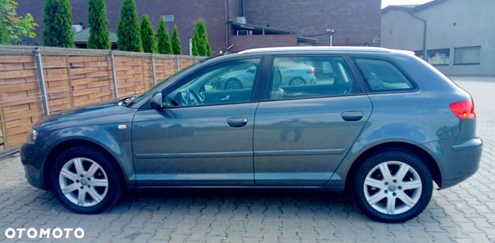 Audi A3 Sportback 1.6 Attraction - 26