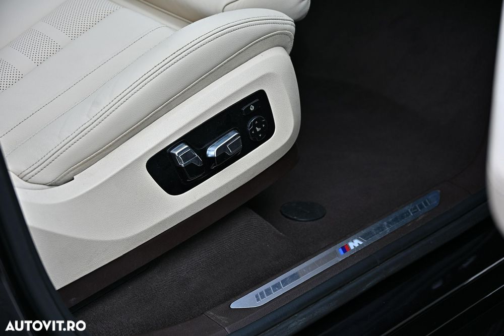 BMW X5 xDrive30d - 29