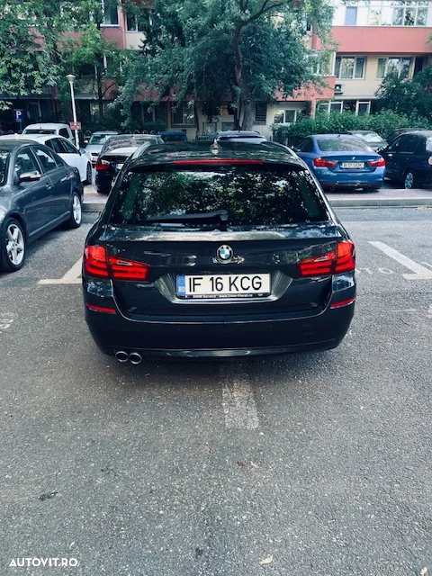 BMW Seria 5 520d - 14