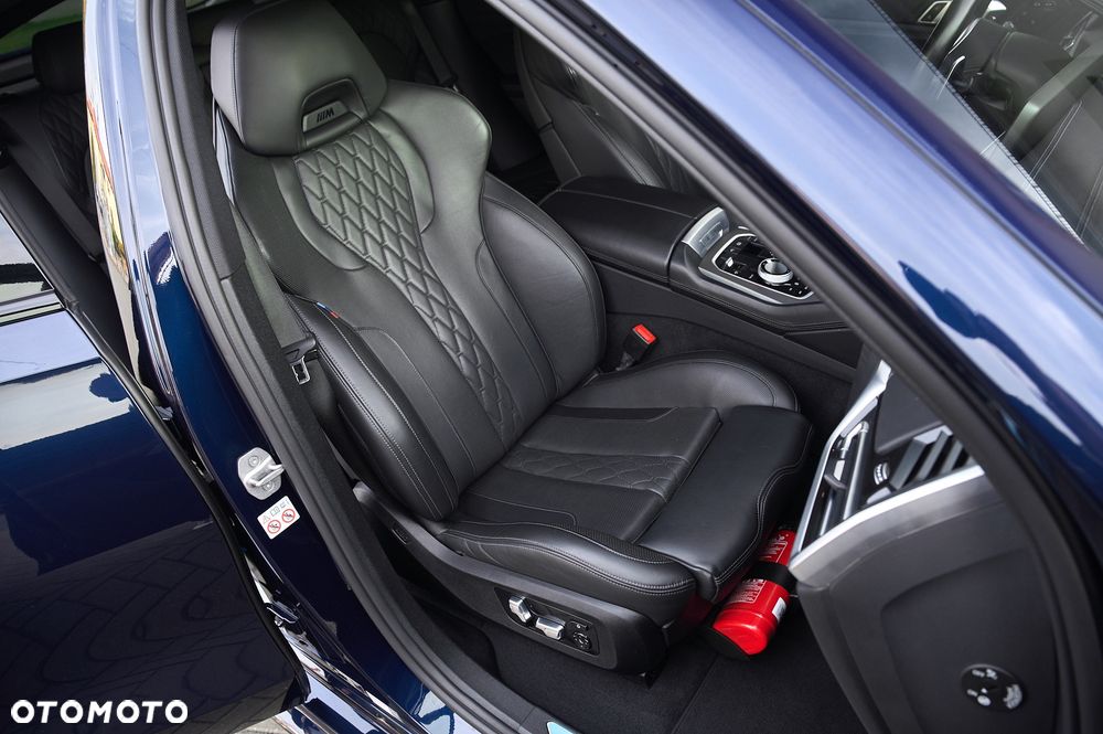 BMW X6 xDrive40d mHEV - 24