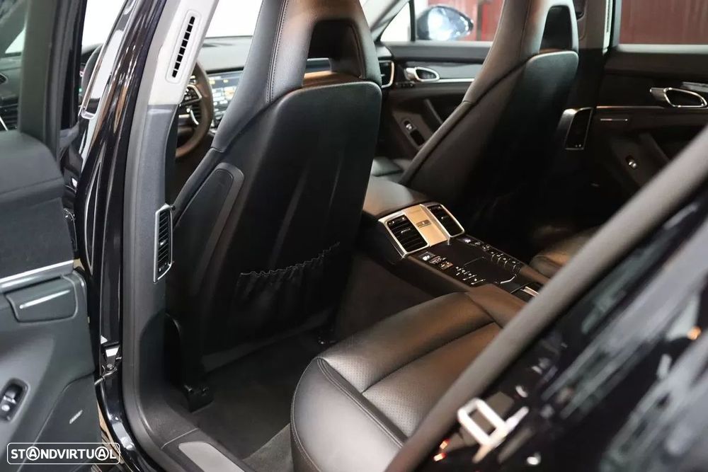 Porsche Panamera S E-Hybrid - 36