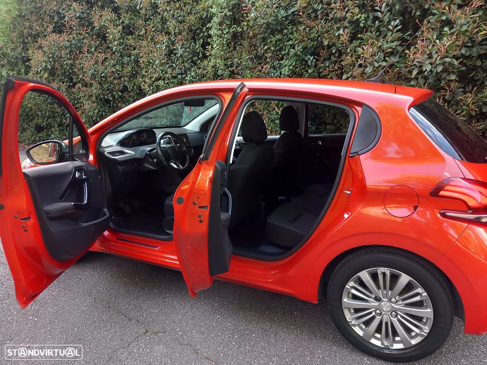 Peugeot 208 PureTech 82 Start & Stop Style - 31