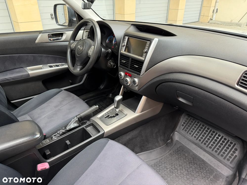 Subaru Forester - 10