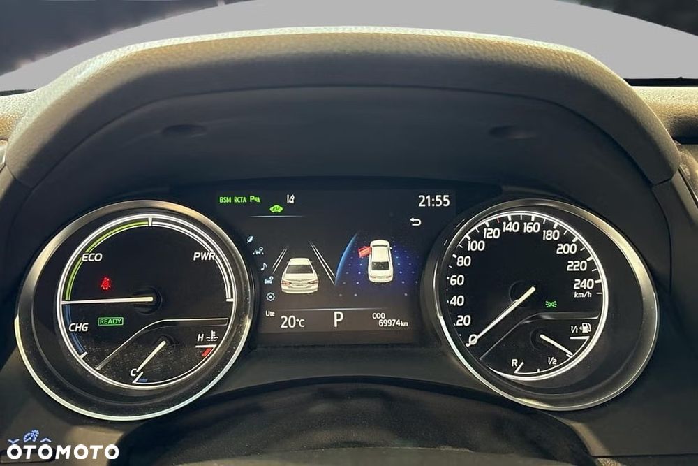 Toyota Camry 2.5 Hybrid Executive CVT - 11
