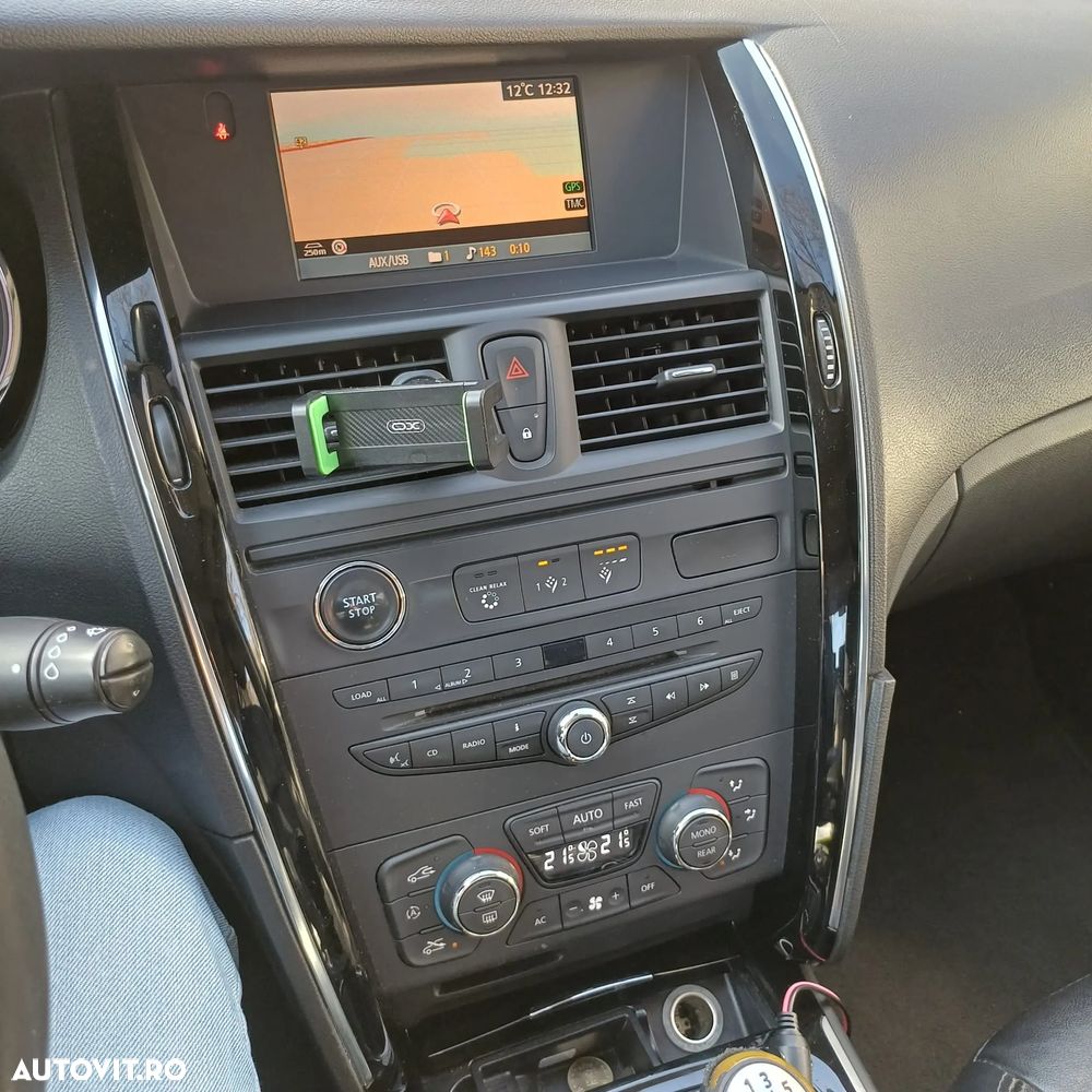 Renault Latitude - 13