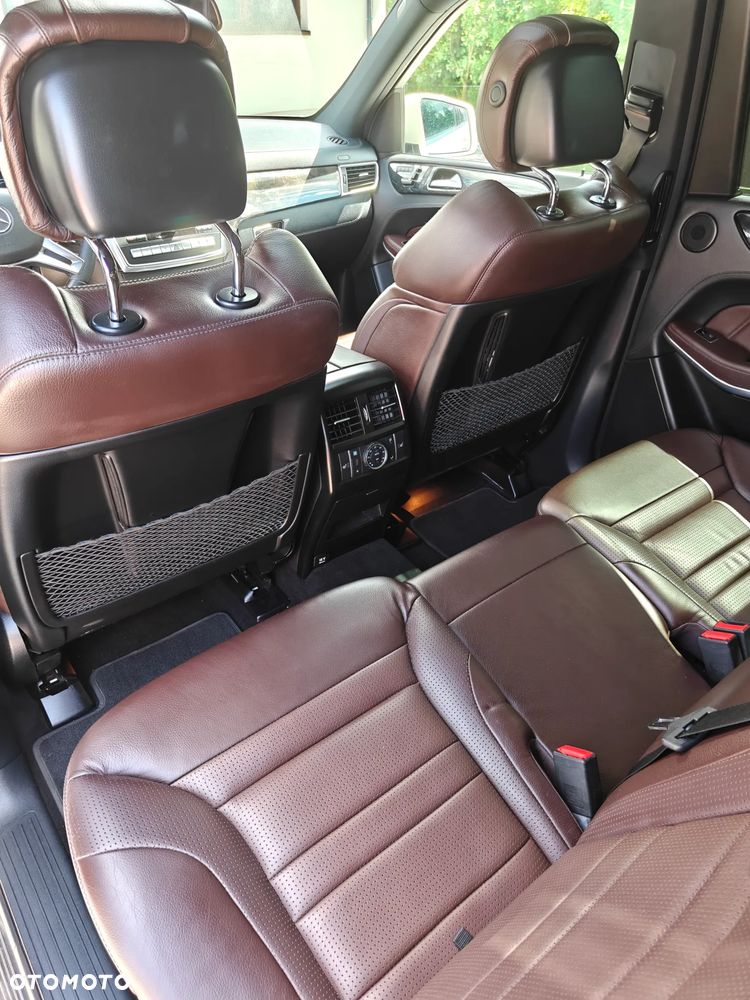 Mercedes-Benz GL - 28