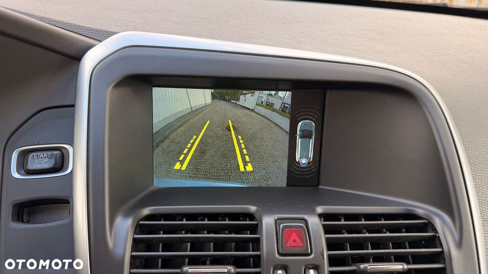 Volvo XC 60 D4 Geartronic Summum - 30
