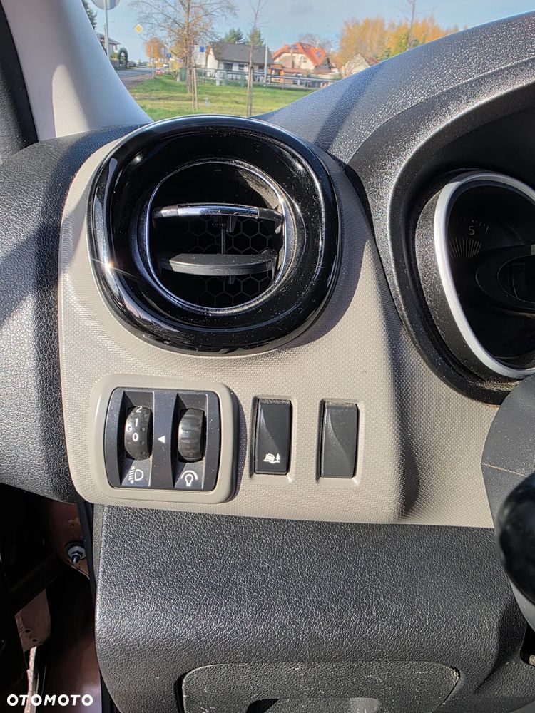 Renault Trafic - 19