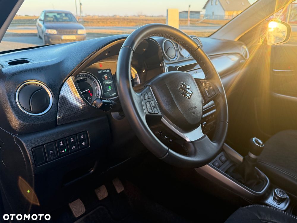 Suzuki Vitara - 28