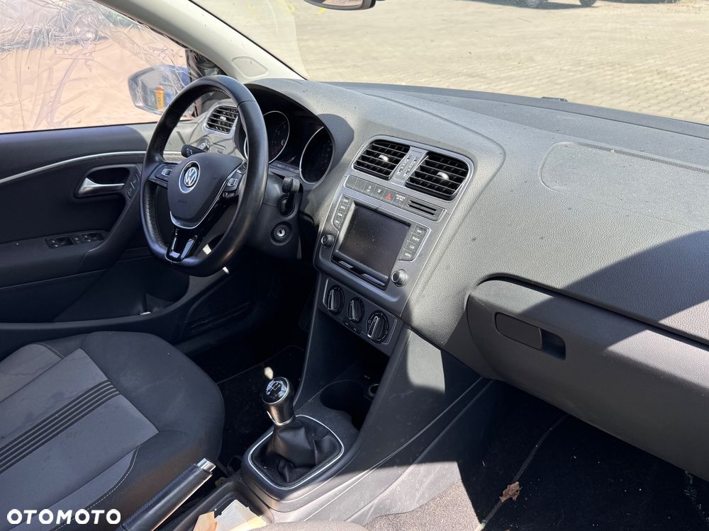 Volkswagen Polo 1.2 TSI Blue Motion Technology Allstar - 13