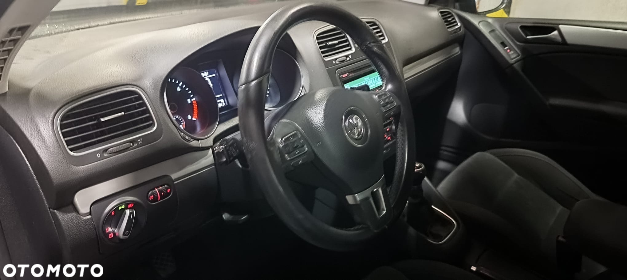 Volkswagen Golf VI 1.6 TDI Highline - 5