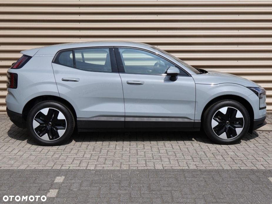 Volvo EX30 - 6