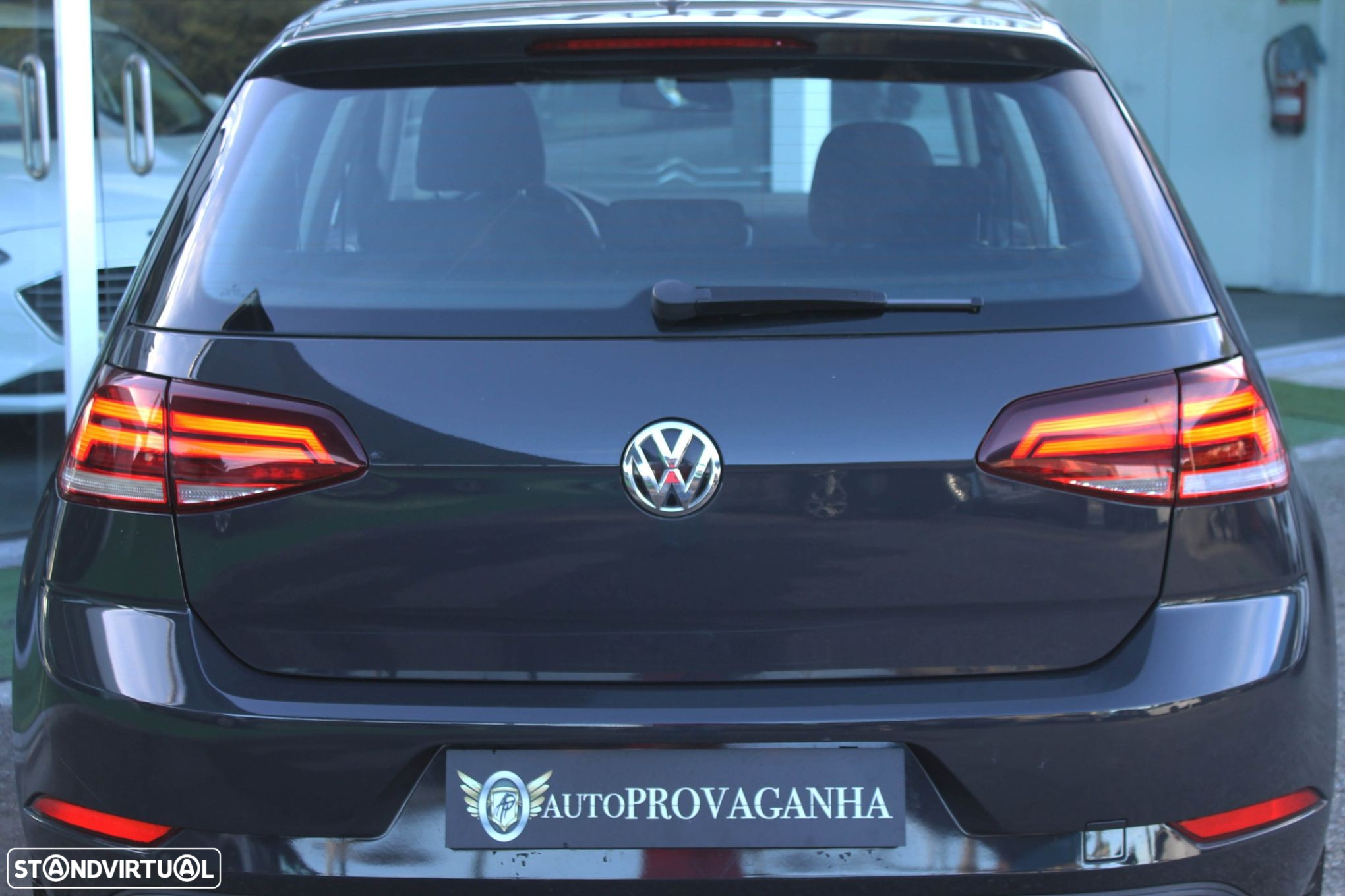 VW Golf - 28