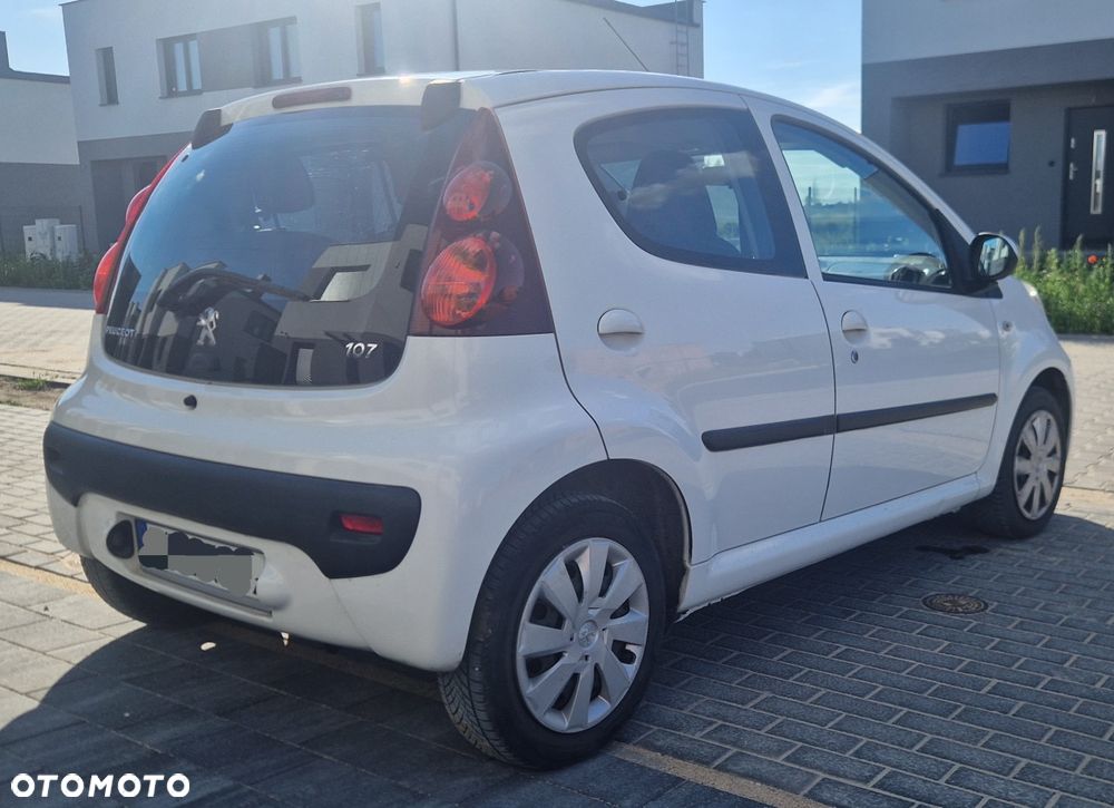 Peugeot 107 - 4