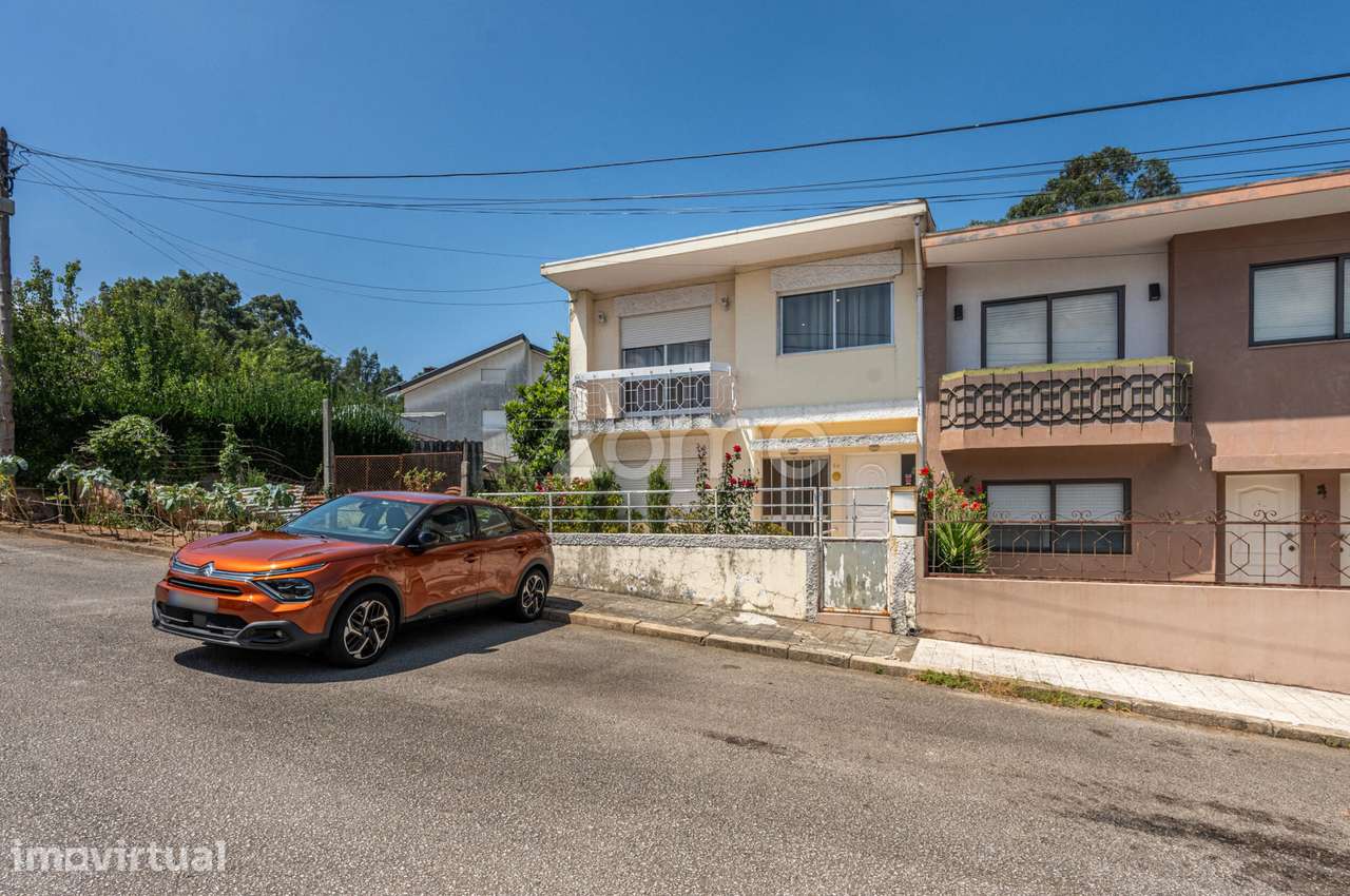 Andar moradia T2 em Vilar de Andorinho - Grande imagem: 4/28