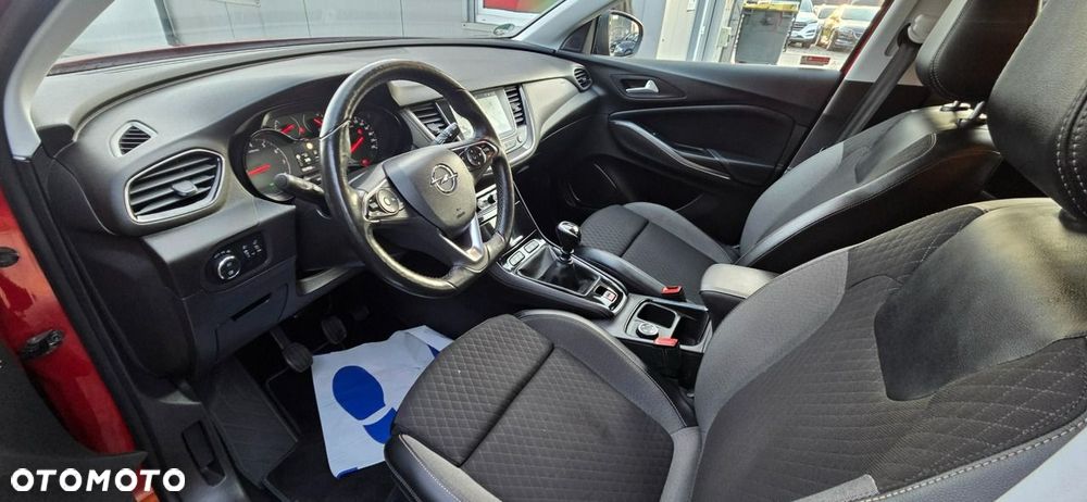 Opel Grandland X - 32