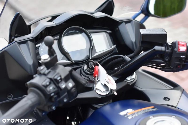 Yamaha FJR - 30